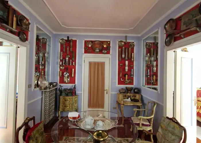 Leonati Homestay szállás *